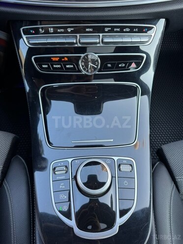Mercedes E 220 d-18