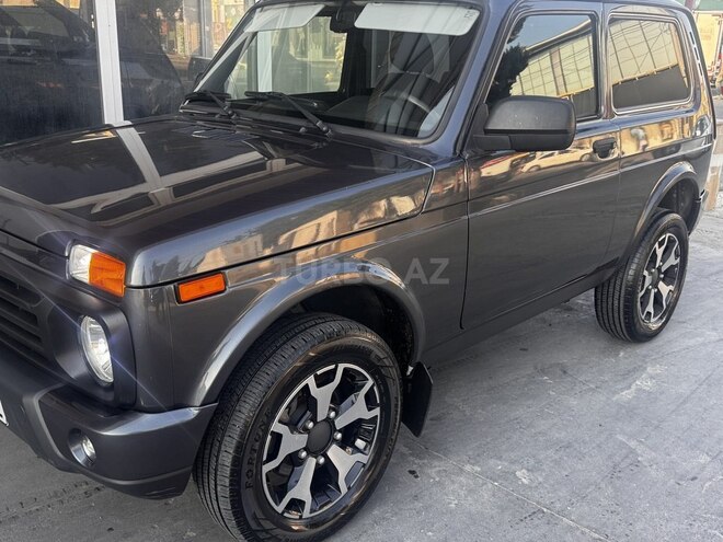 LADA (VAZ) Niva-3