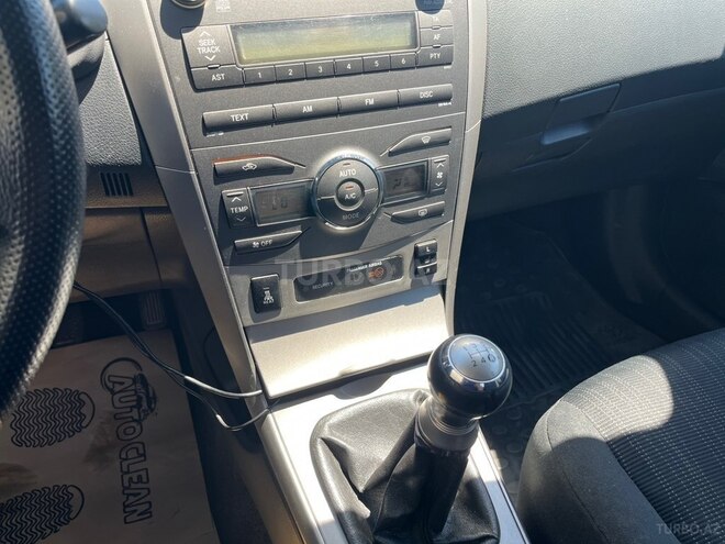 Toyota Corolla-8