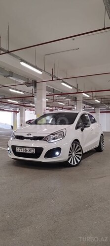 Kia Rio-1