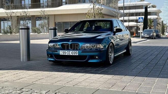 BMW 523-4