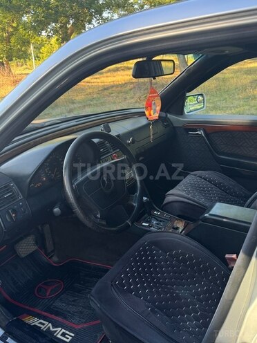 Mercedes C 200-7