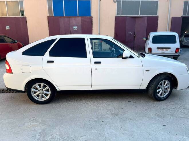 LADA (VAZ) Priora-9