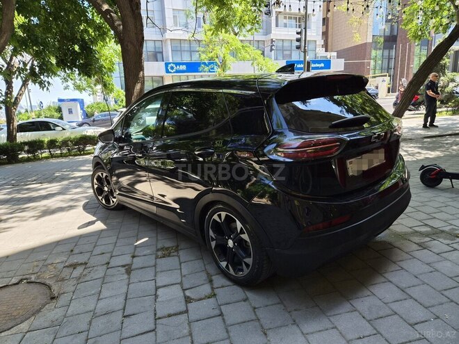 Chevrolet Bolt-5