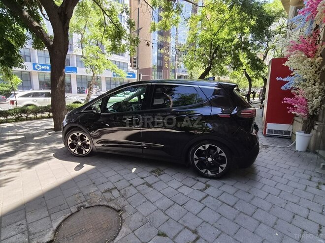 Chevrolet Bolt-4