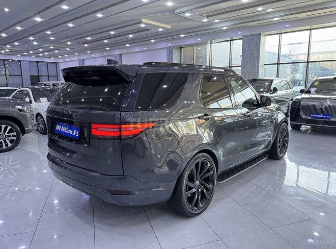 Land Rover Discovery-5