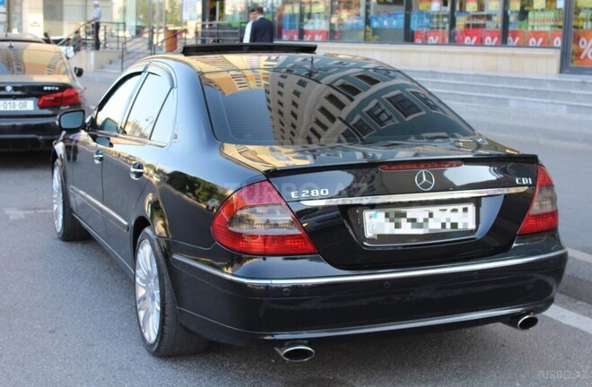 Mercedes E 320-3