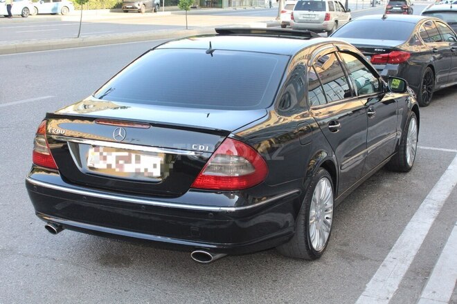 Mercedes E 320-2