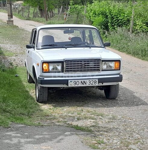 LADA (VAZ) 2107-2