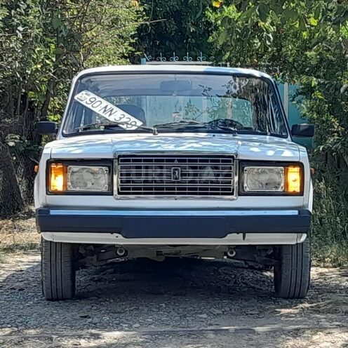 LADA (VAZ) 2107-4