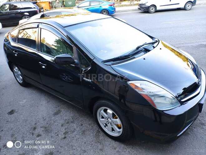 Toyota Prius-4