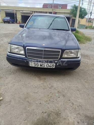 Mercedes C 220-1