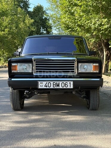 LADA (VAZ) 2107-1