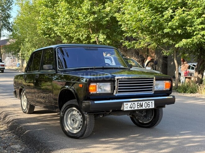LADA (VAZ) 2107-10