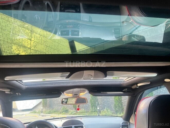 Mercedes E 320-19