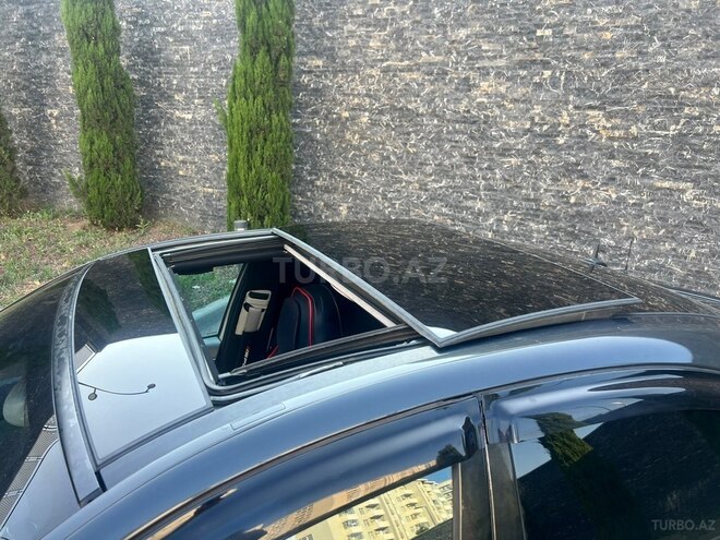 Mercedes E 320-16