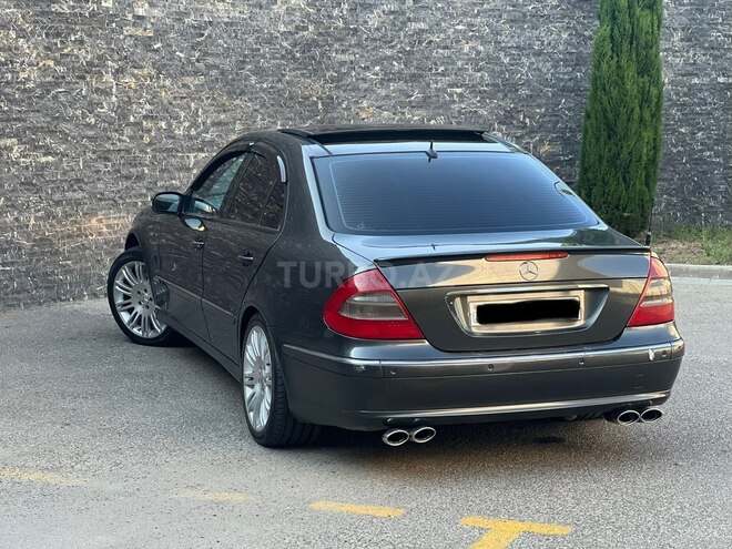 Mercedes E 320-12