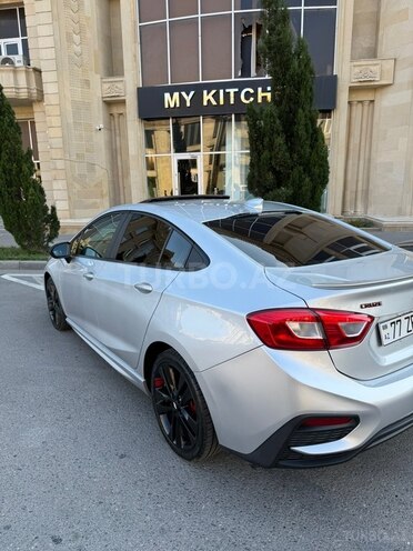 Chevrolet Cruze-6