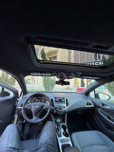 Chevrolet Cruze-14