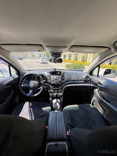 Chevrolet Orlando-3