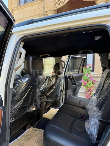 Toyota Land Cruiser Prado-16