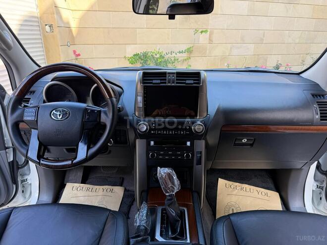 Toyota Land Cruiser Prado-14