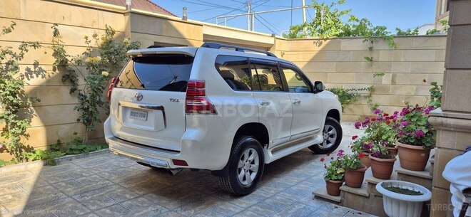 Toyota Land Cruiser Prado-13