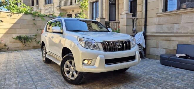 Toyota Land Cruiser Prado-6