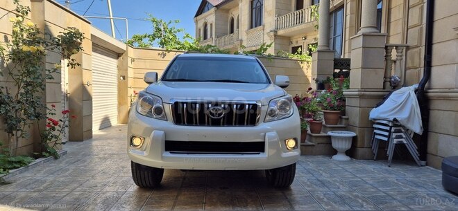 Toyota Land Cruiser Prado-2