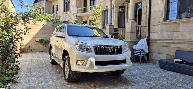 Toyota Land Cruiser Prado-4