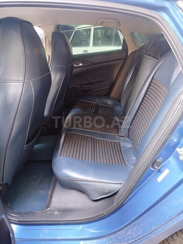 Honda Insight-9