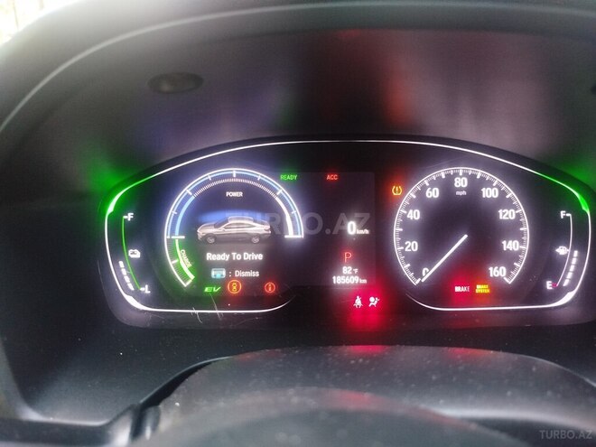 Honda Insight-12
