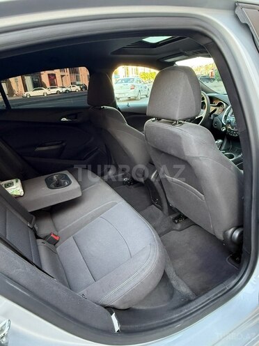 Chevrolet Cruze-18