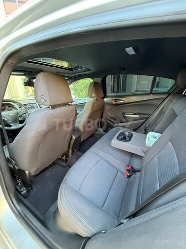 Chevrolet Cruze-16