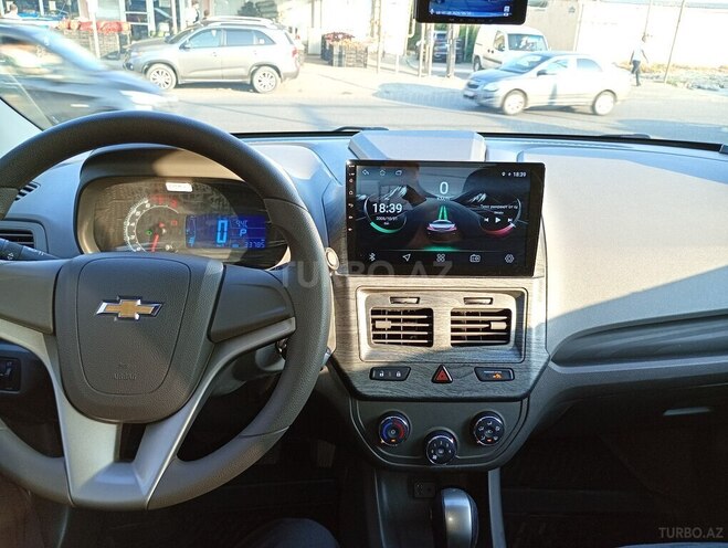 Chevrolet Cobalt-10