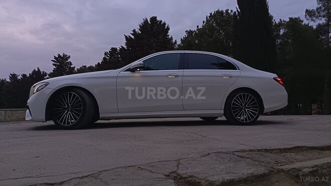 Mercedes E 300-6