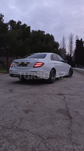 Mercedes E 300-3