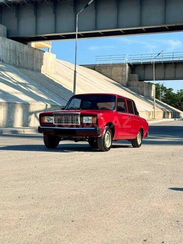 LADA (VAZ) 2107-1