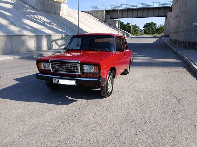 LADA (VAZ) 2107-2