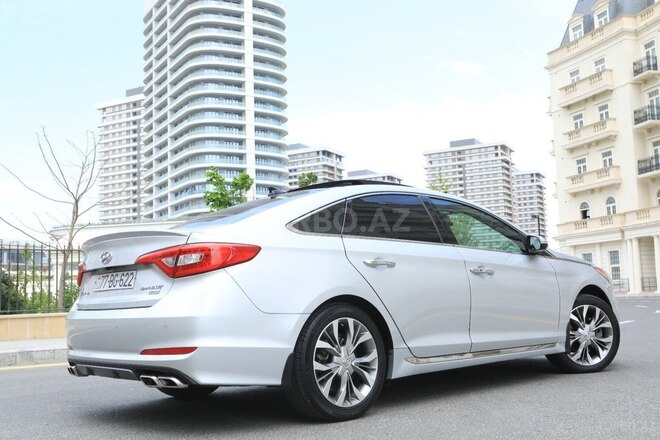 Hyundai Sonata-11