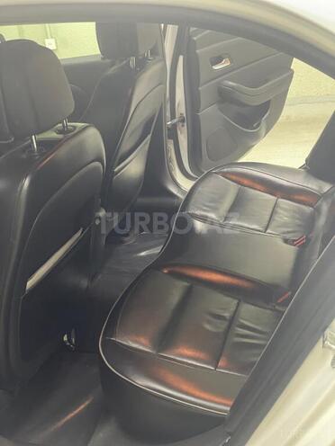 Chevrolet Malibu-12