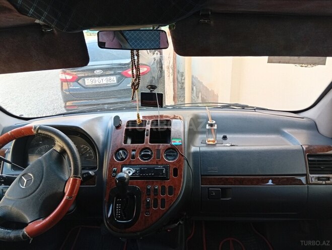 Mercedes Vito 112 CDI-2