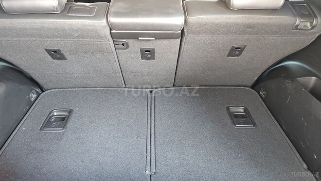 Hyundai Santa Fe-6