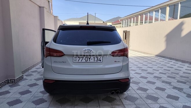 Hyundai Santa Fe-19