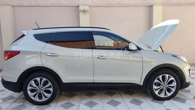 Hyundai Santa Fe-20
