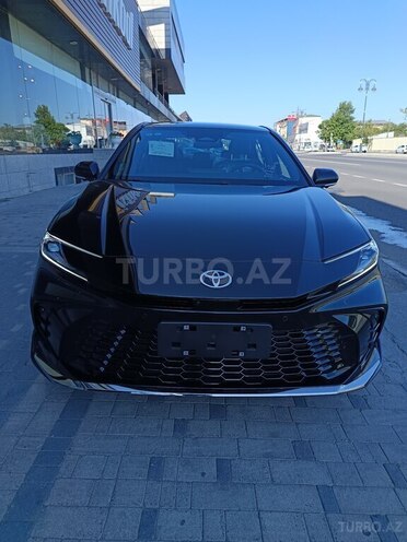 Toyota Camry-1