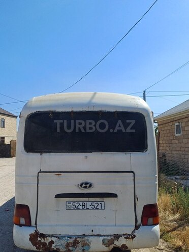 Hyundai County-5