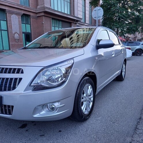 Chevrolet Cobalt-10