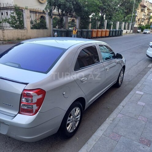 Chevrolet Cobalt-11