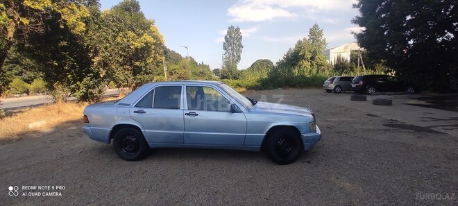 Mercedes 190-6